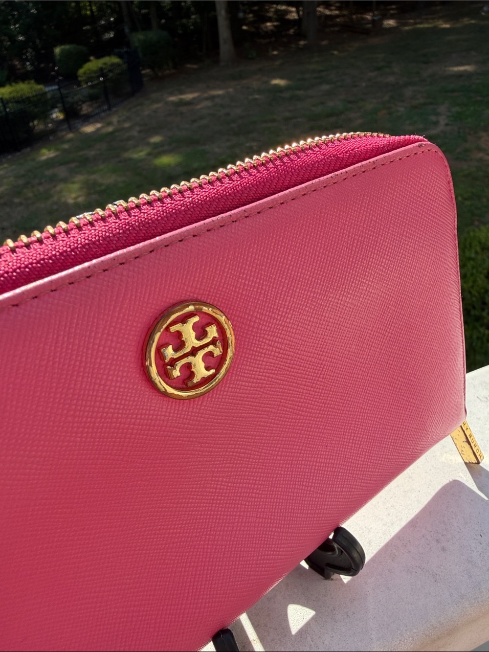 Tory Burch Hot Pink Saffiano Leather Wallet with Gold Logo. GUC - Picture 8 of 16